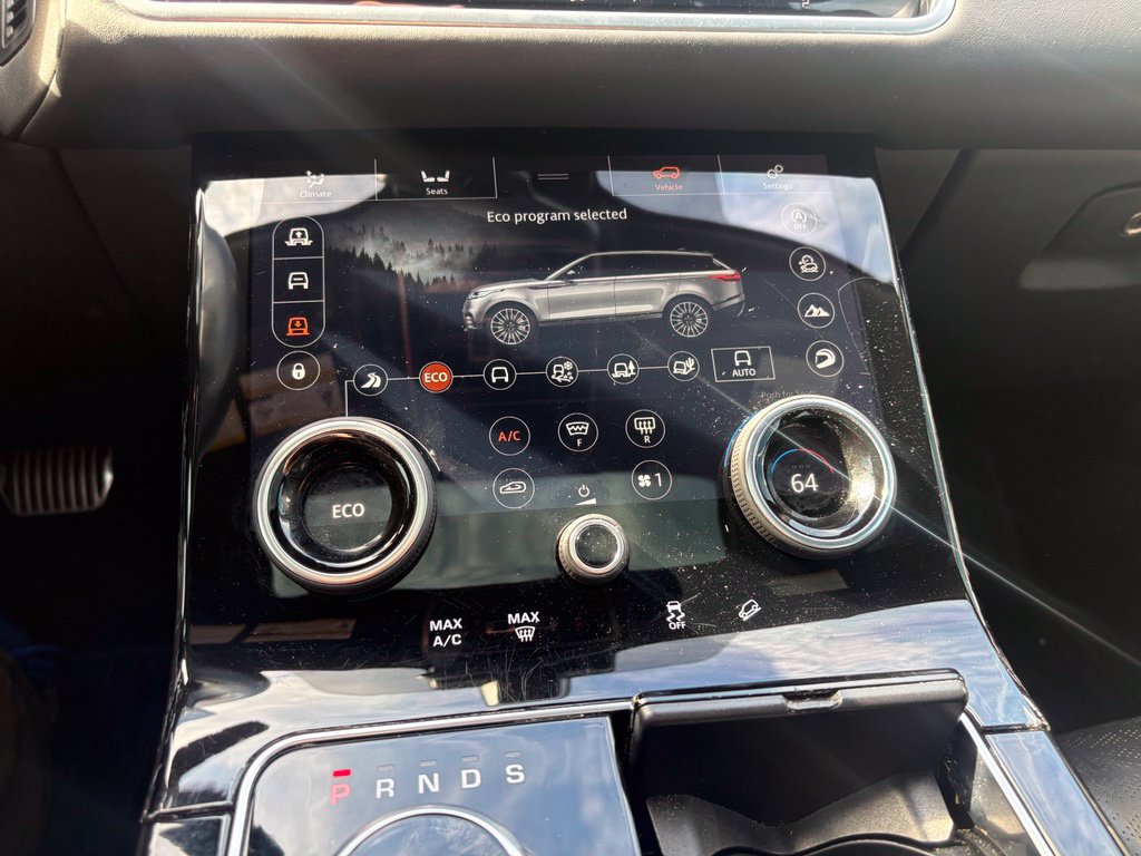 Used 2018 Land Rover Range Rover Velar R-Dynamic HSE AWD/4WD image 20