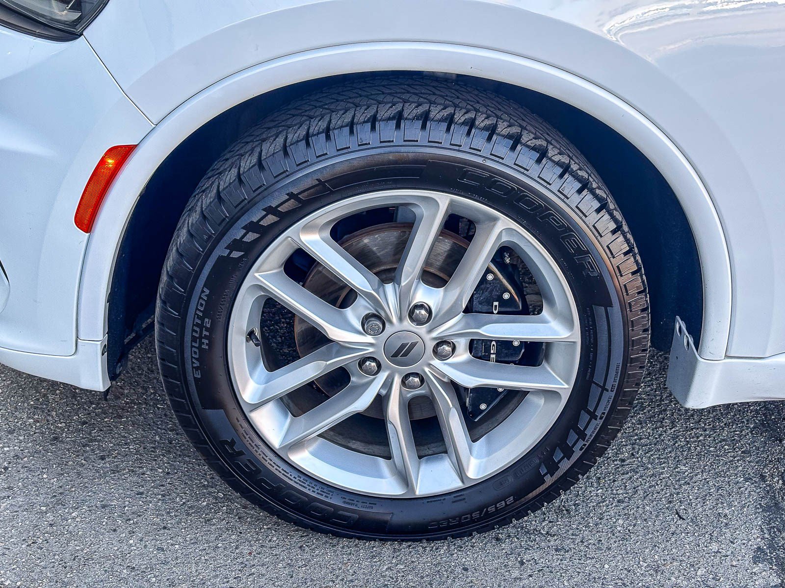 Used 2021 Dodge Durango GT RWD image 11