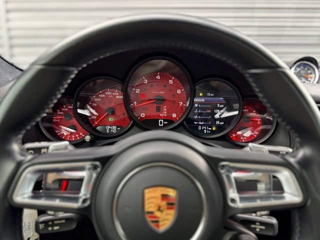 Used 2018 Porsche 911 Carrera S RWD image 19