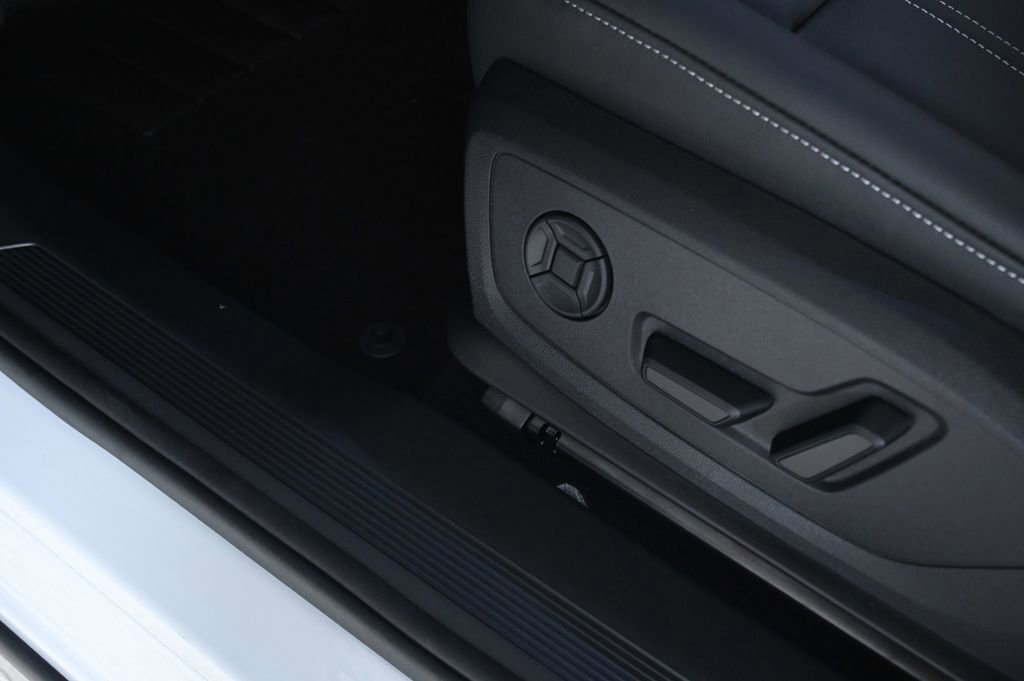 New 2026 Audi Q4 e-tron Premium Plus image 18