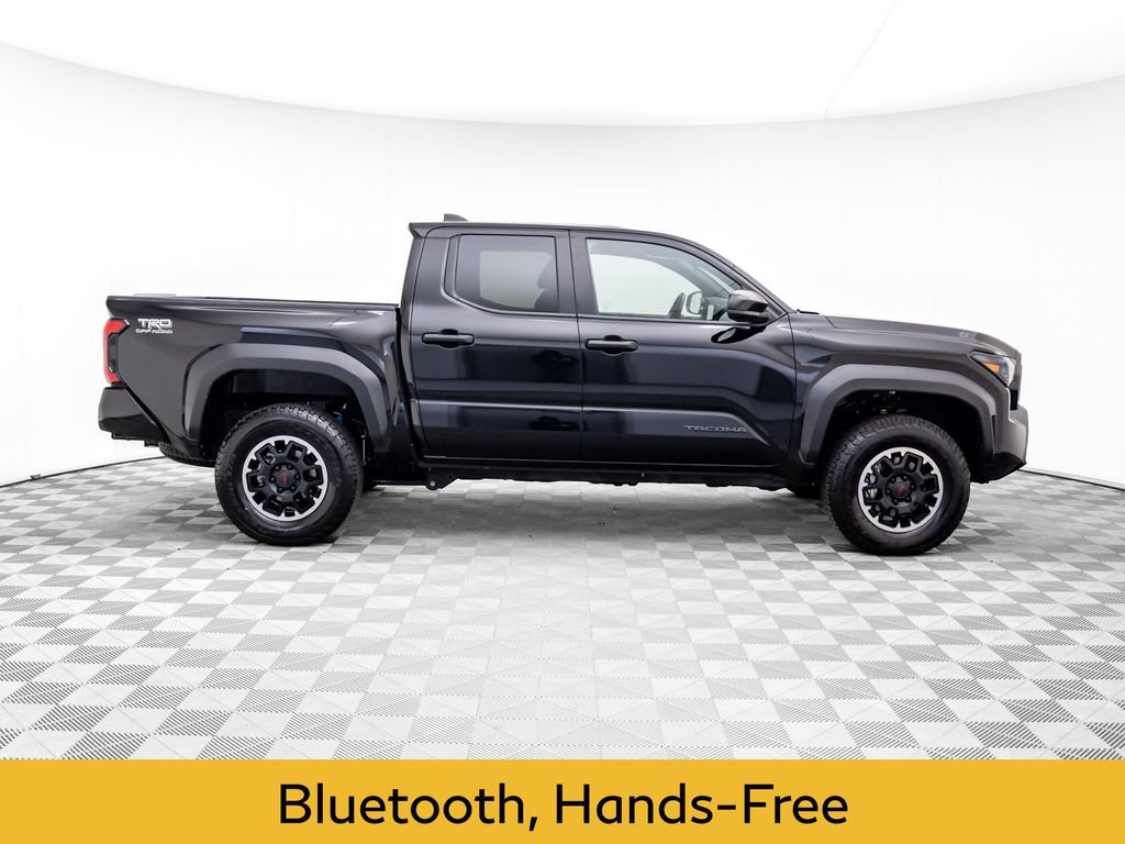 Used 2024 Toyota Tacoma TRD Off-Road image 7