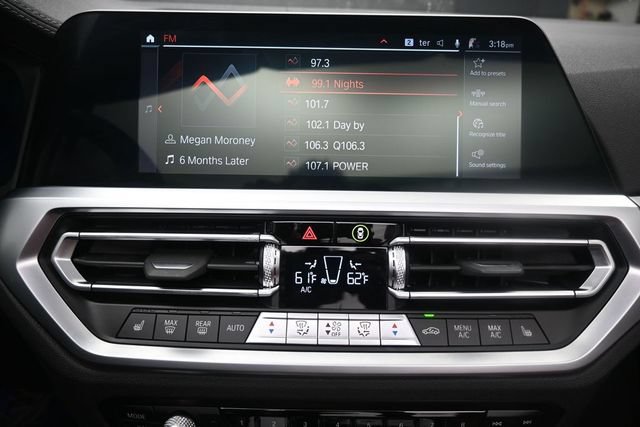 Used 2023 BMW M440i Convertible w/ Premium Package RWD image 11