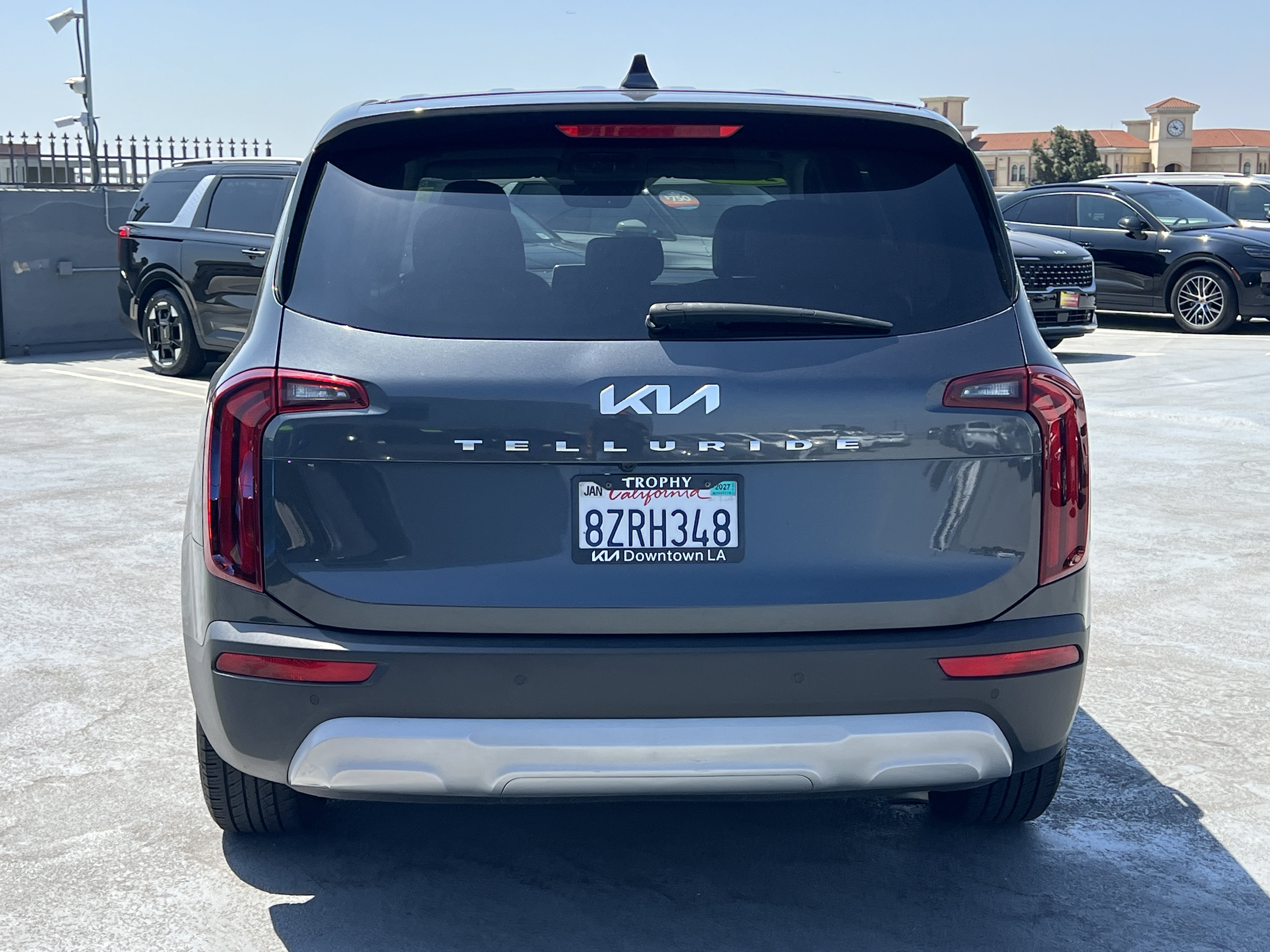 Certified 2022 Kia Telluride LX FWD image 6