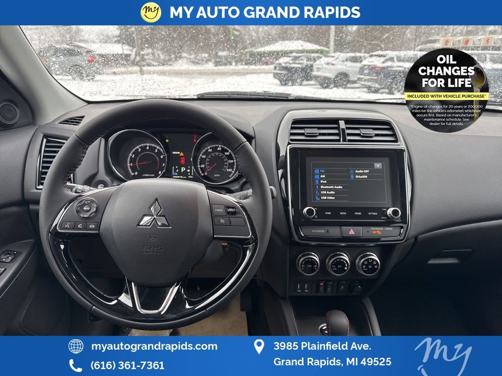 Used 2025 Mitsubishi Outlander Sport LE image 15