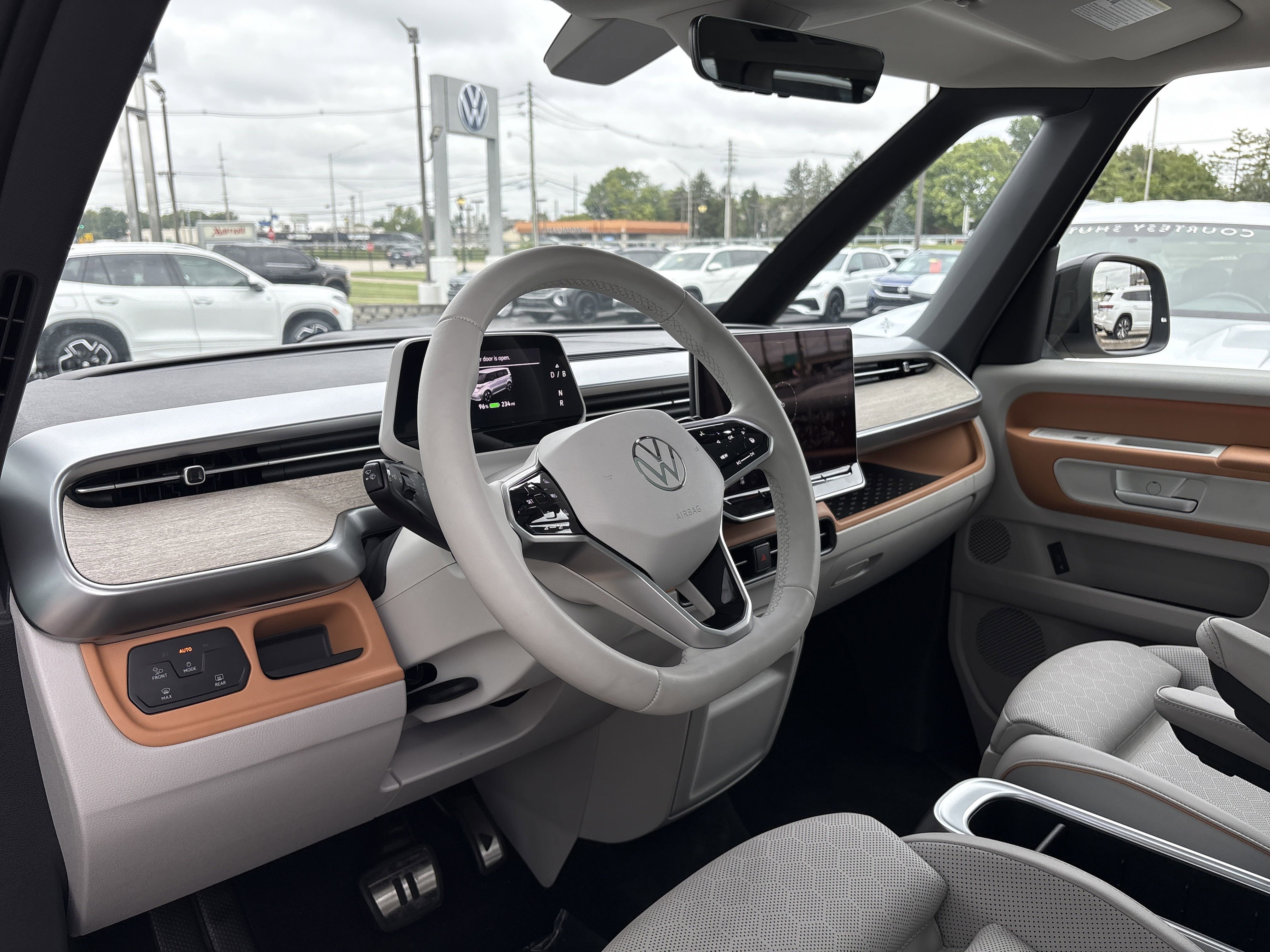 New 2025 Volkswagen ID. Buzz 1st Edition image 11