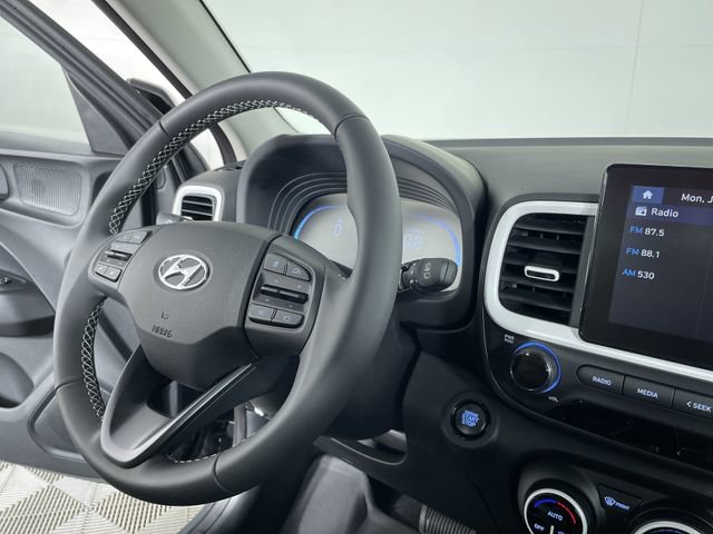 New 2026 Hyundai Venue SEL image 27