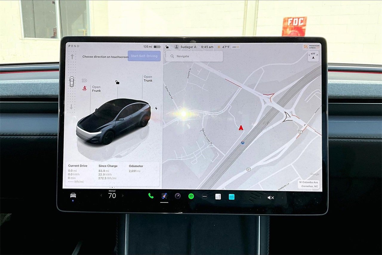 Used 2026 Tesla Model Y Long Range image 13