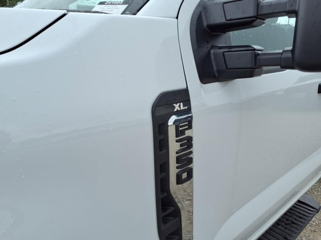 New 2024 Ford F350 XL image 19