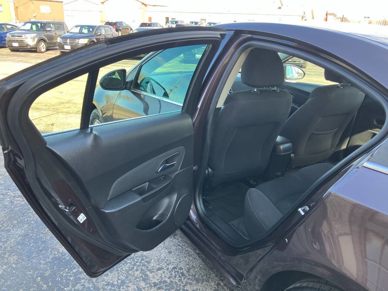 Used 2015 Chevrolet Cruze LT FWD image 11