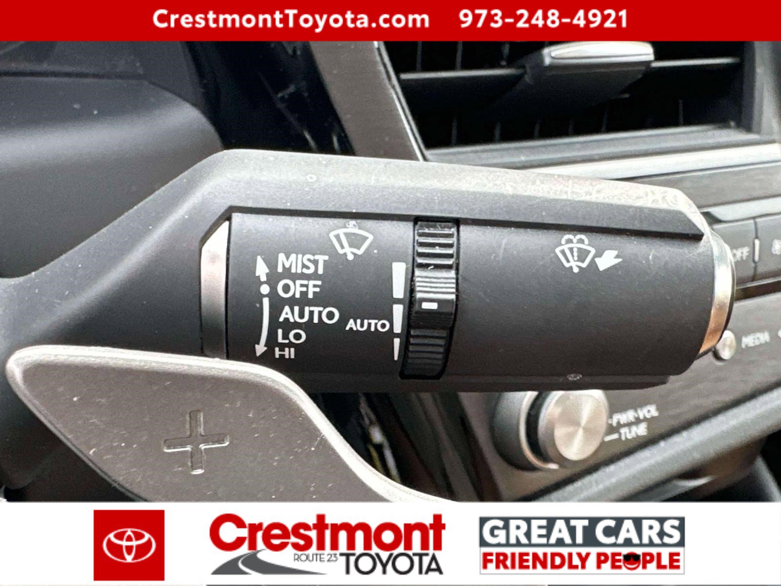 Used 2022 Lexus ES 300h w/ Premium Package image 21