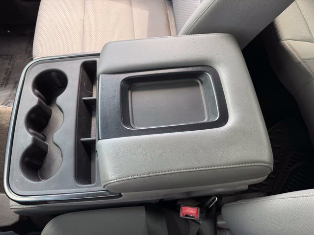 Used 2018 Chevrolet Silverado 1500 Custom w/ Custom Convenience Package AWD/4WD image 17