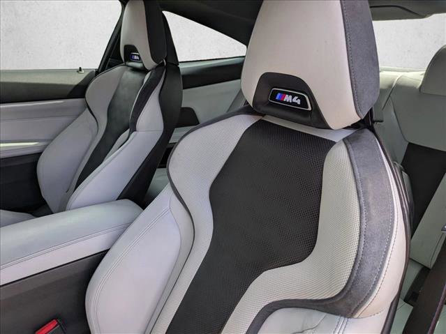 Used 2022 BMW M4 Competition w/ Executive Package RWD image 5