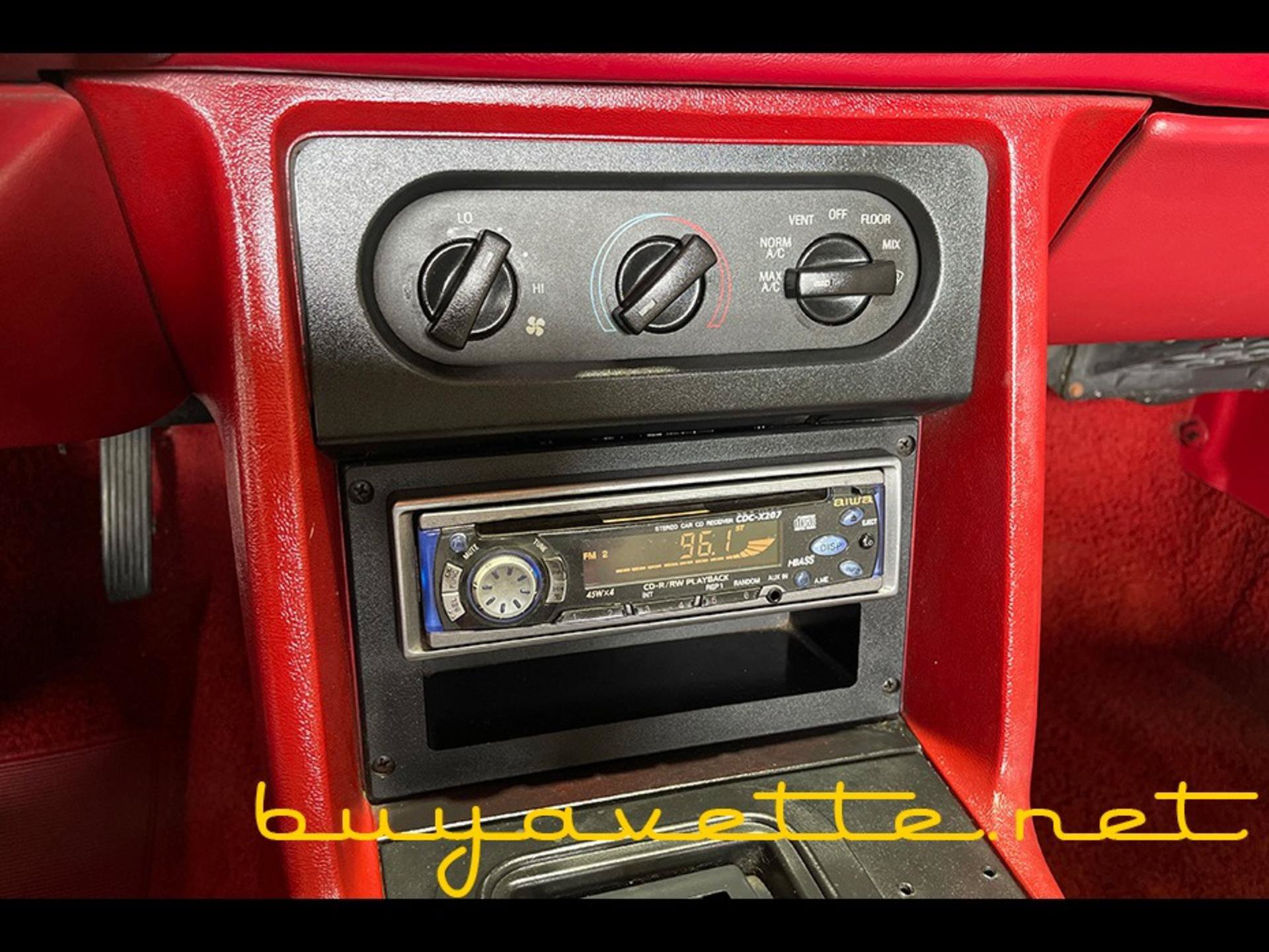 Used 1990 Ford Mustang GT RWD image 21