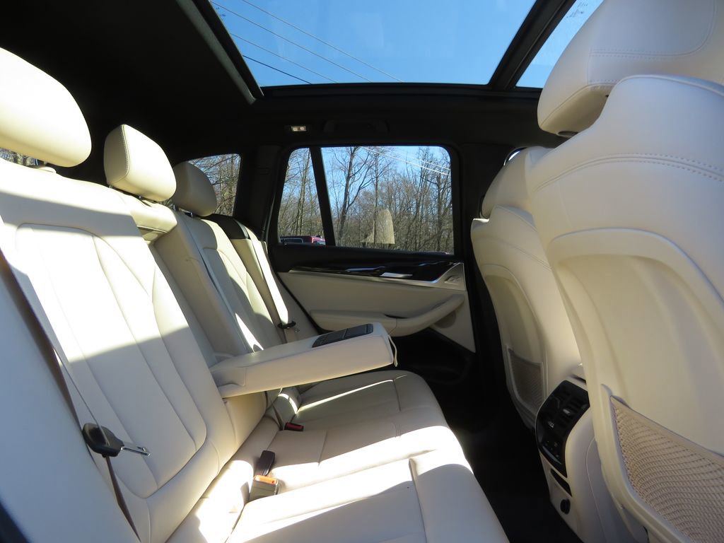 Used 2018 BMW X3 xDrive30i AWD/4WD image 16