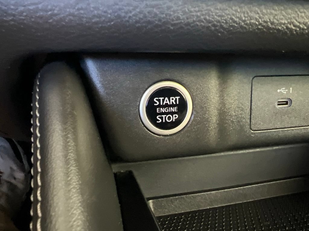 Certified 2023 Nissan Rogue SL w/ SL Premium Package AWD/4WD image 58