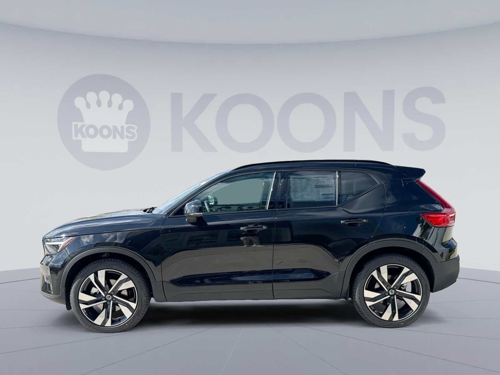 New 2026 Volvo XC40 B5 Ultra w/ Protection Package Premier AWD/4WD image 2