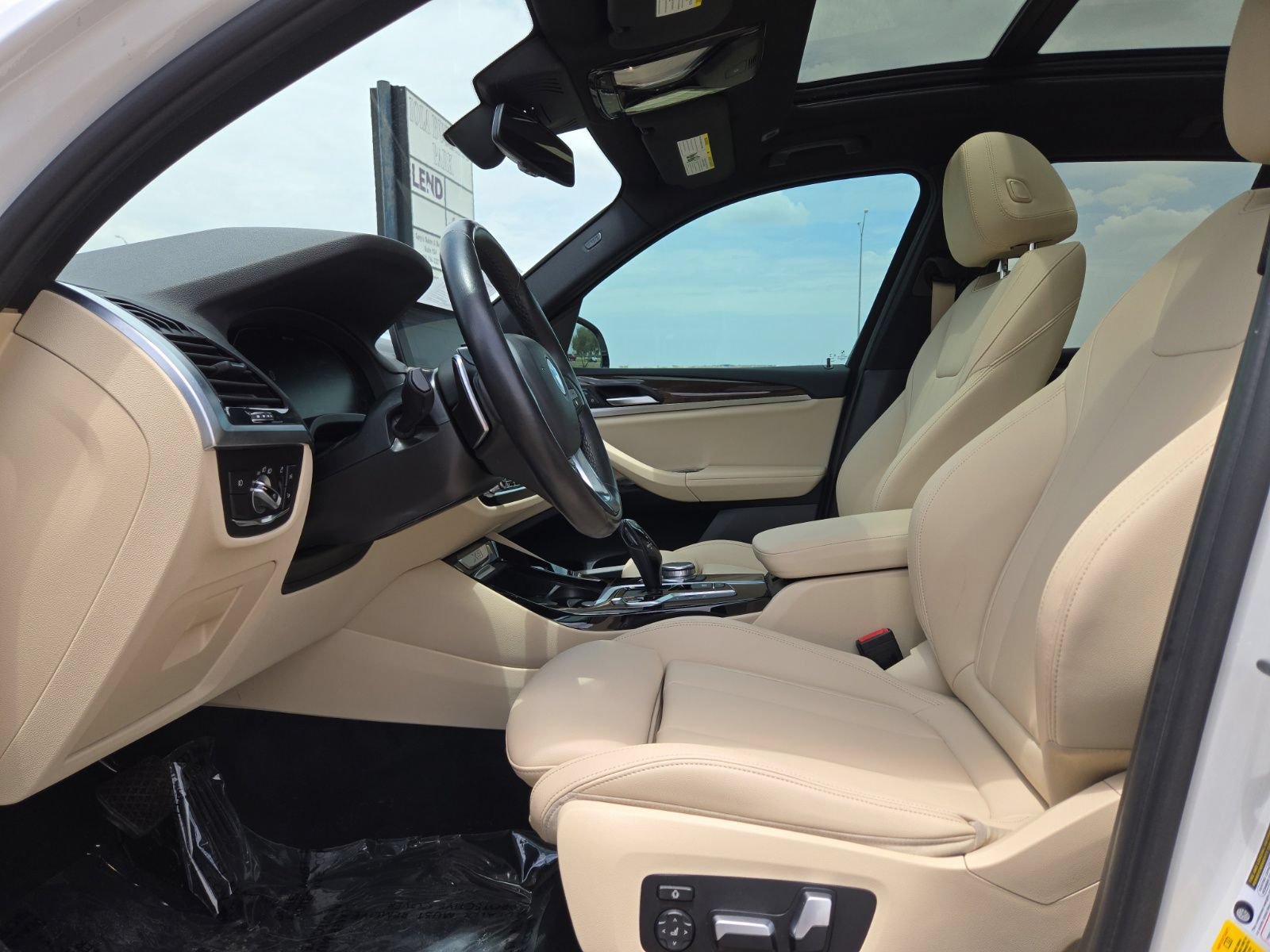 Used 2021 BMW X3 xDrive30e w/ Premium Package AWD/4WD image 25