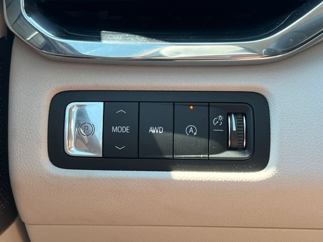 Used 2024 GMC Acadia Denali w/ Super Cruise Package AWD/4WD image 33