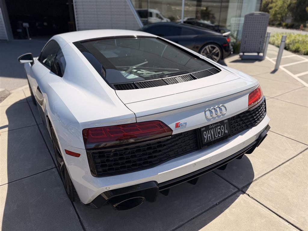 Used 2023 Audi R8 V10 performance w/ Premium Package RWD image 6