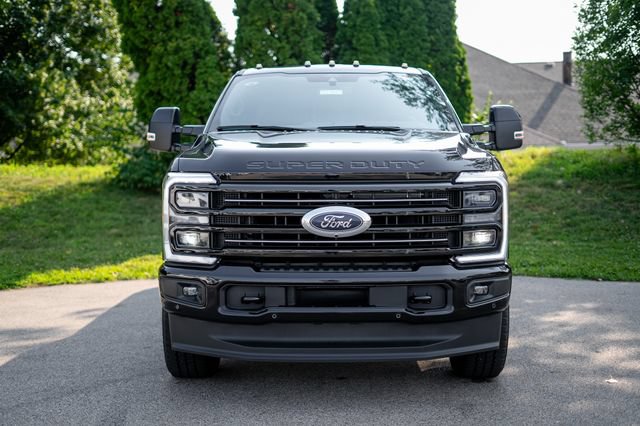 New 2026 Ford F250 Platinum AWD/4WD image 2