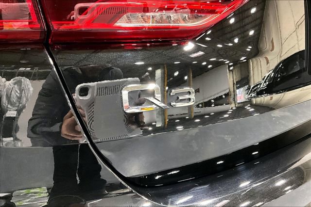 Certified 2025 Audi Q3 2.0T Premium w/ Convenience Package image 32