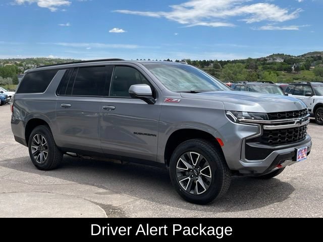 Used 2022 Chevrolet Suburban Z71 w/ Z71 Off-Road Package AWD/4WD image 8