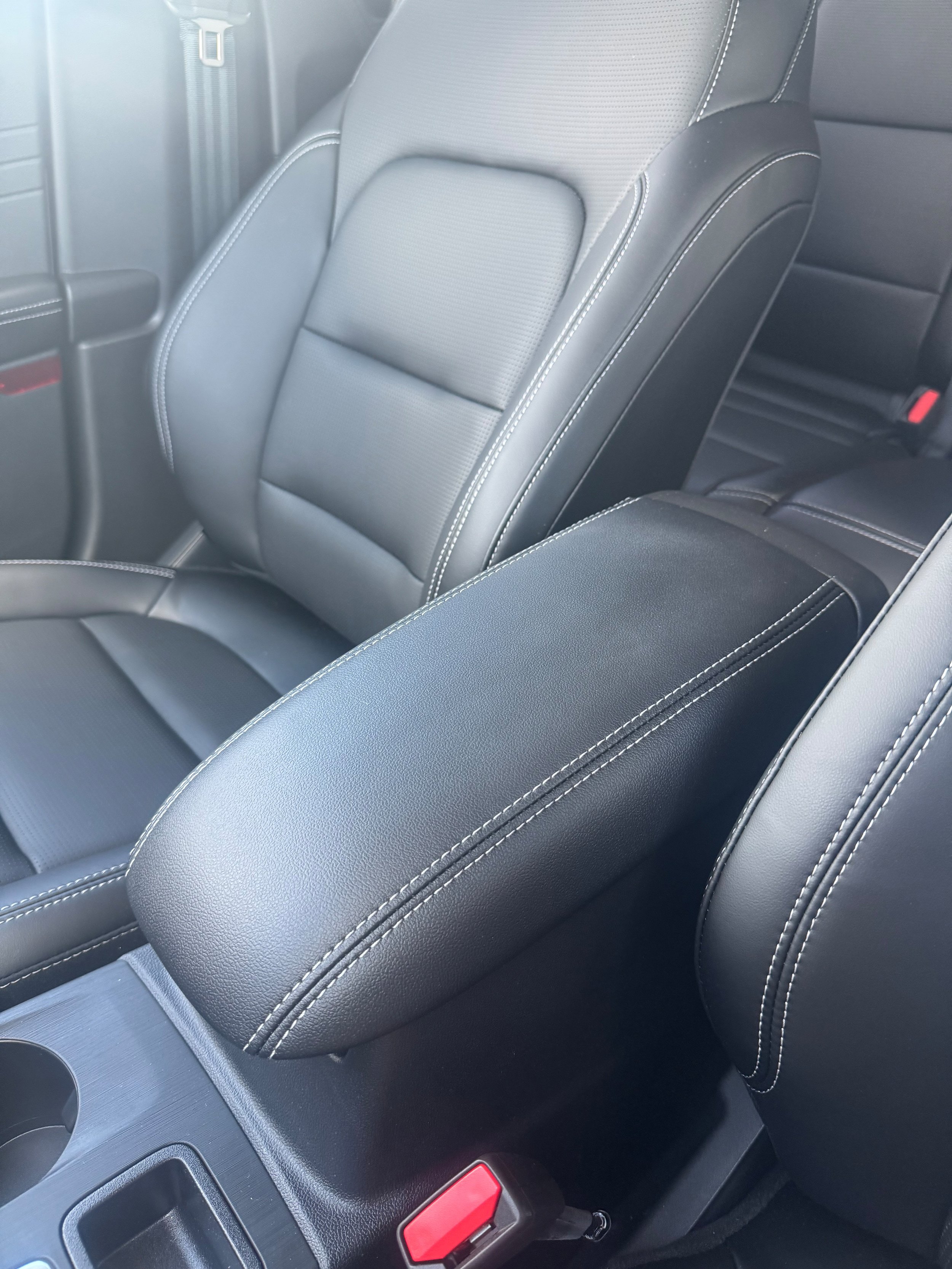Used 2024 Ford Escape Platinum image 15