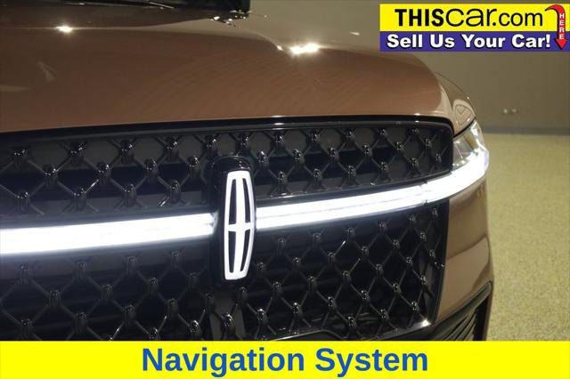 Used 2025 Lincoln Navigator Black Label AWD/4WD image 11