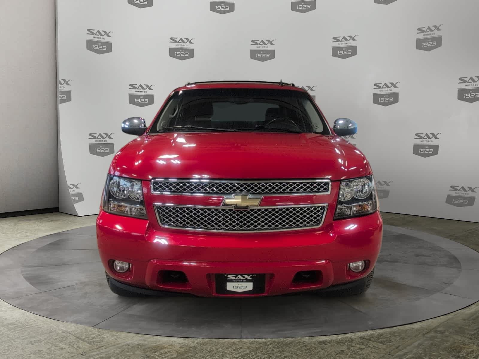 Used 2011 Chevrolet Avalanche LTZ AWD/4WD image 8