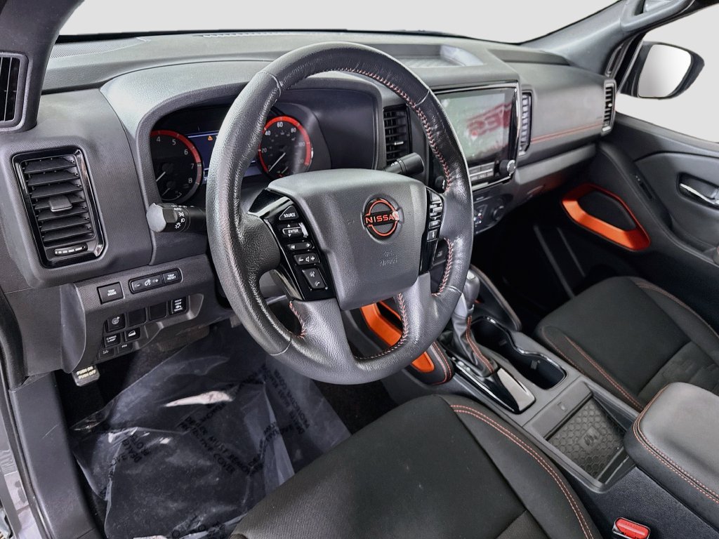 Used 2022 Nissan Frontier PRO-4X AWD/4WD image 18