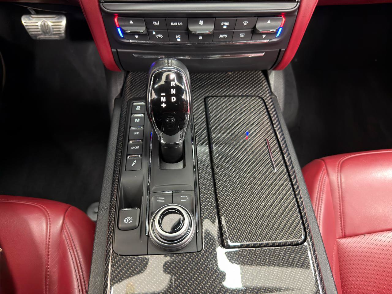 Used 2018 Maserati Quattroporte S GranSport Q4 AWD/4WD image 22
