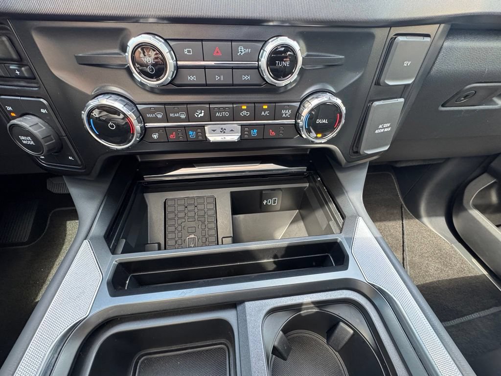 Used 2026 Ford F250 Platinum AWD/4WD image 32