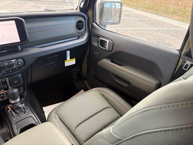 New 2026 Jeep Gladiator Mojave AWD/4WD image 37