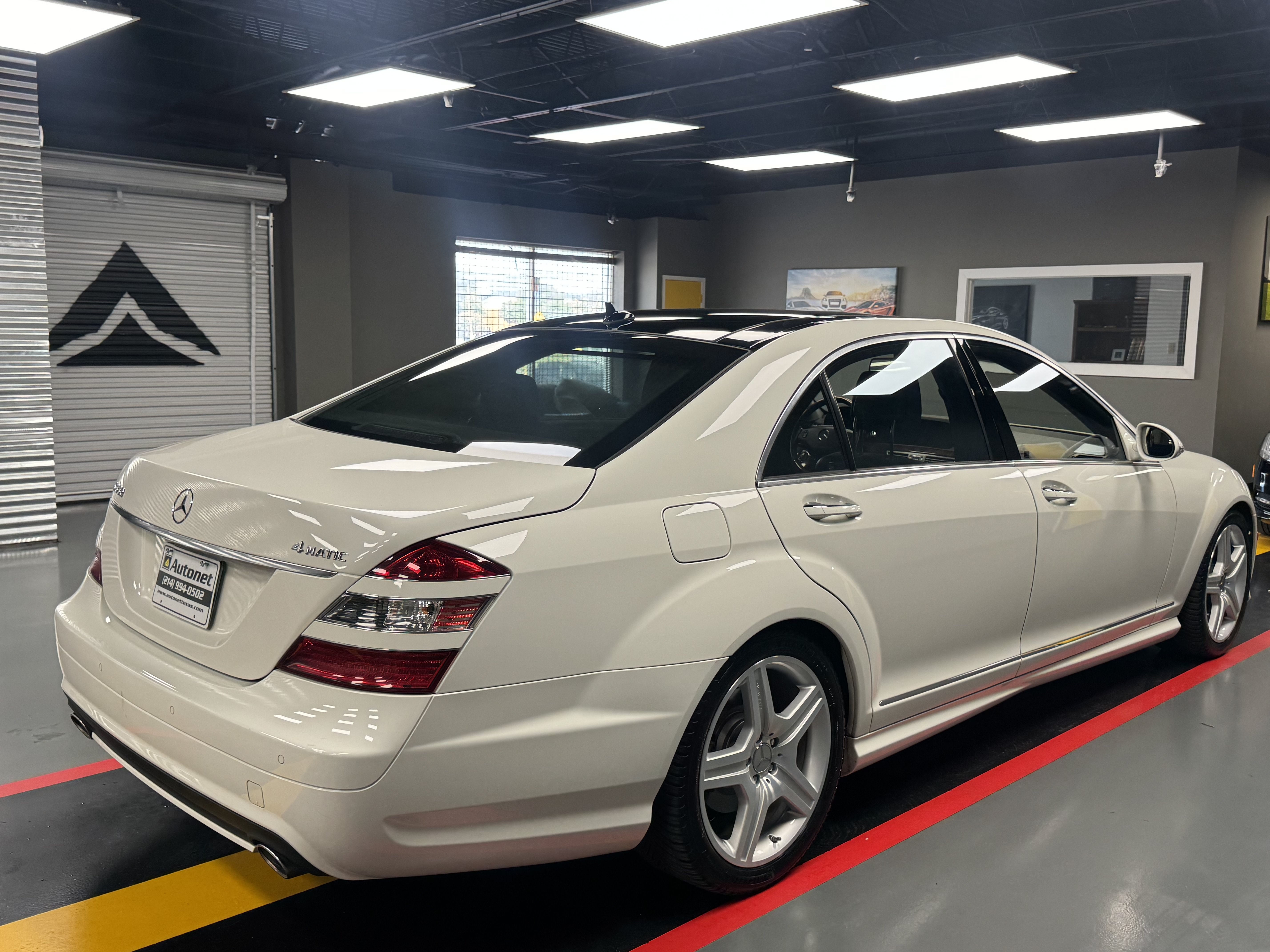 Used 2009 Mercedes-Benz S 550 4MATIC image 6