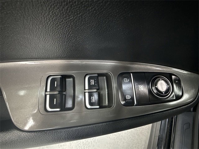 Used 2019 Kia Optima S w/ S Panoramic Sunroof Package image 13