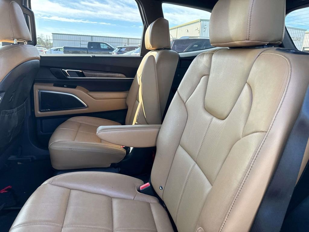 Certified 2021 Kia Telluride SX w/ Towing Package image 9