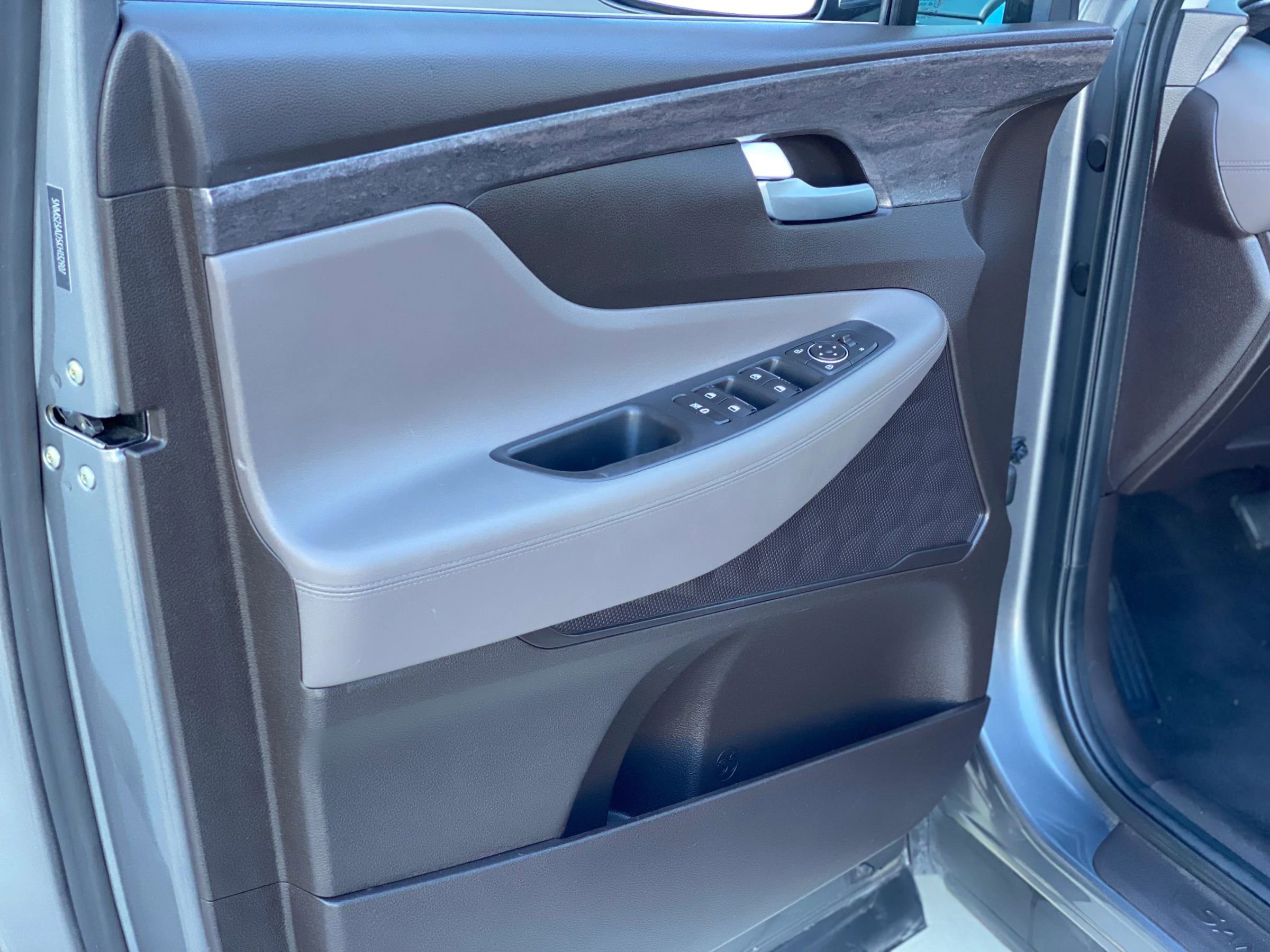 Used 2019 Hyundai Santa Fe SE image 35