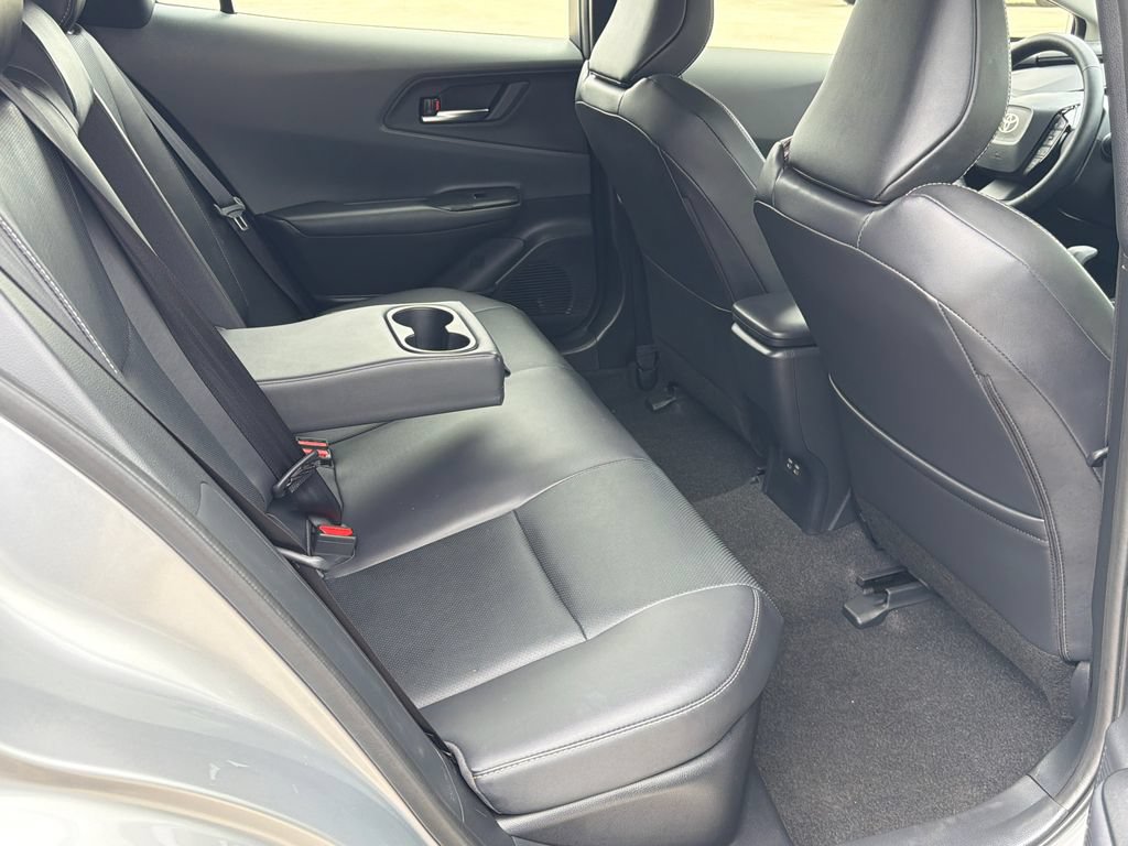 Used 2024 Toyota Prius XLE AWD/4WD image 12
