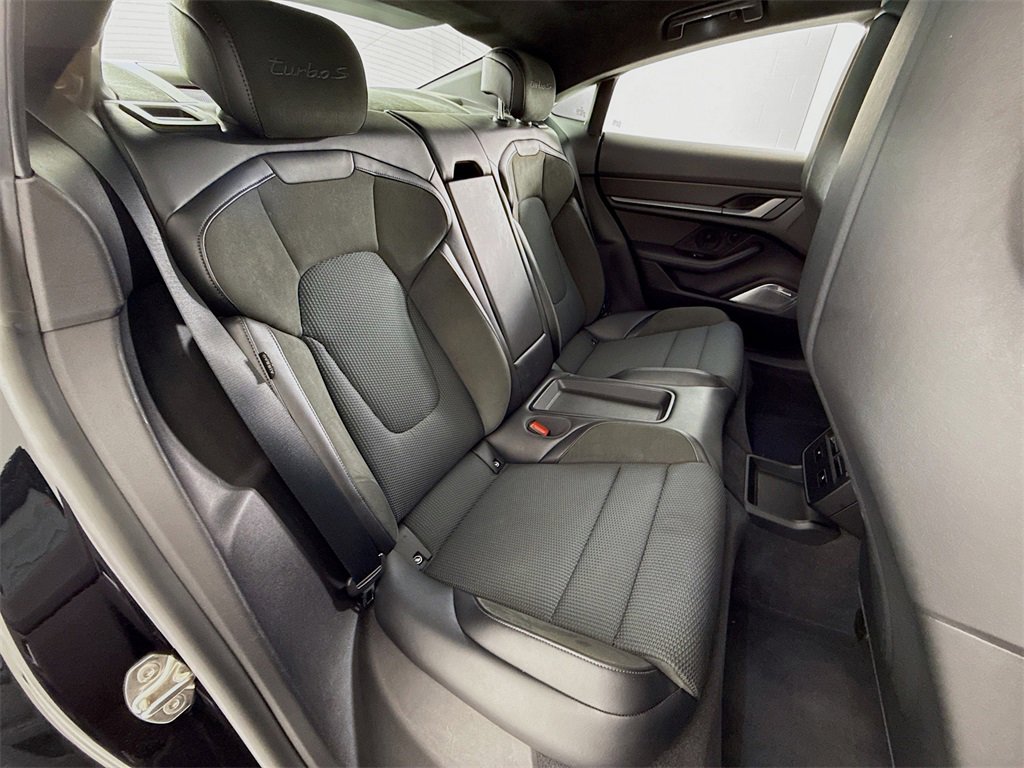 Certified 2022 Porsche Taycan Turbo S image 31