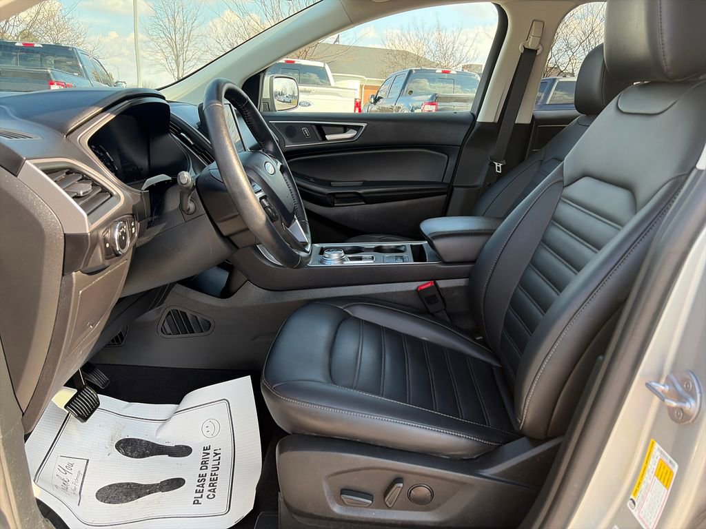 Used 2024 Ford Edge SEL w/ Convenience Package image 15