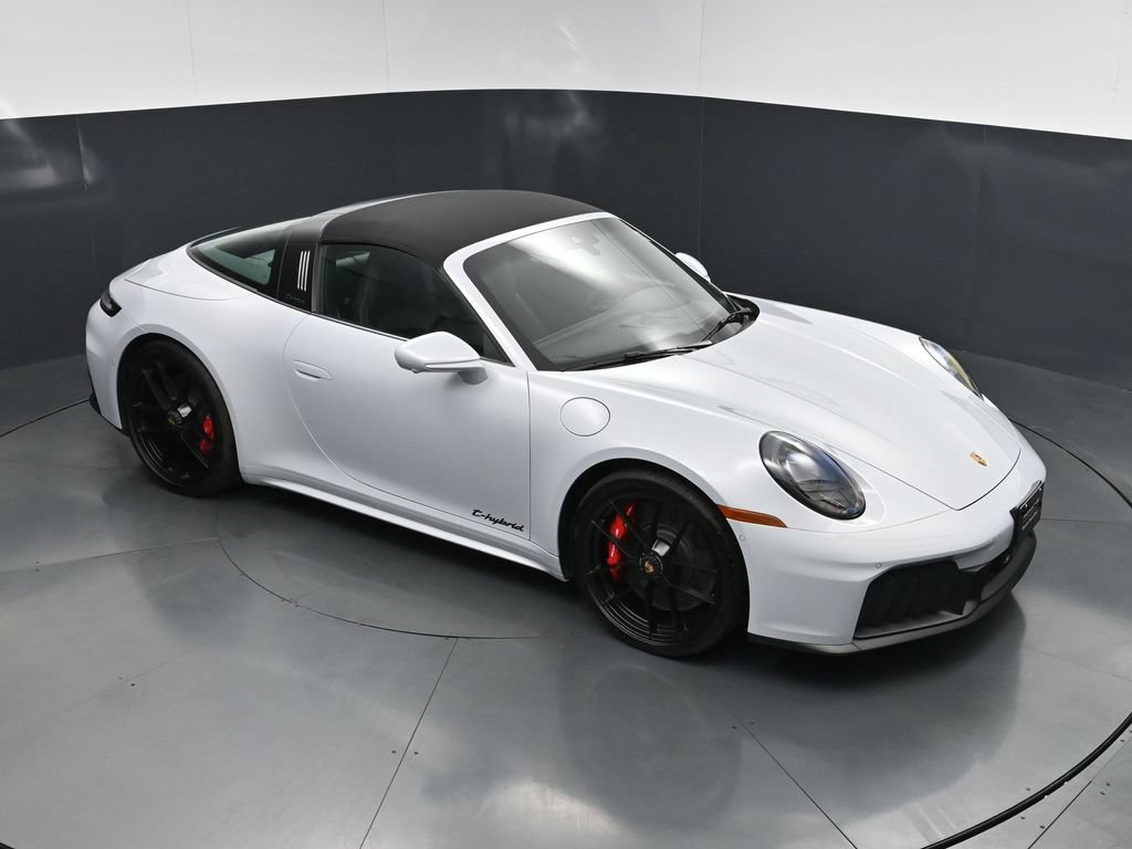 Certified 2025 Porsche 911 Targa 4 GTS AWD/4WD image 22