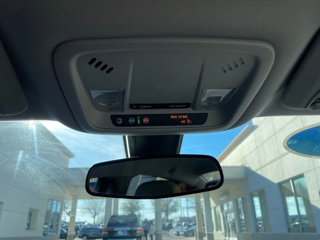 Used 2021 Chevrolet Malibu LT image 16