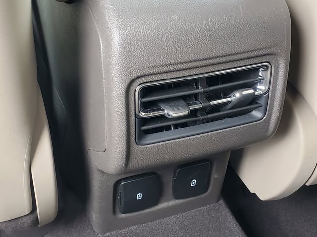 Certified 2024 Lincoln Corsair AWD w/ Equipment Group 101A image 28