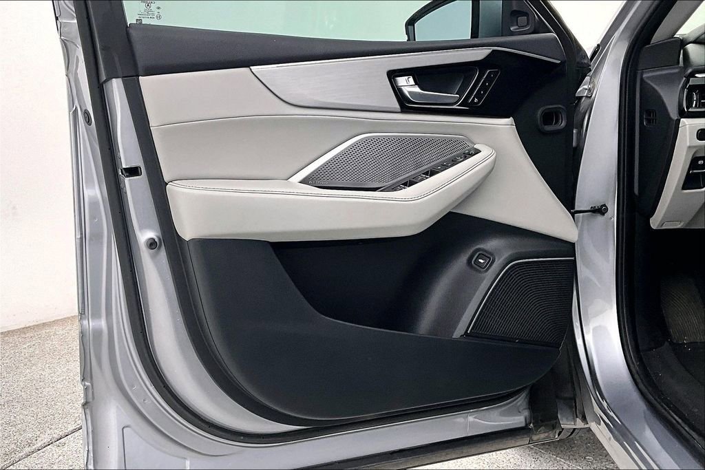 Certified 2022 Acura MDX SH-AWD w/ Technology Package image 22