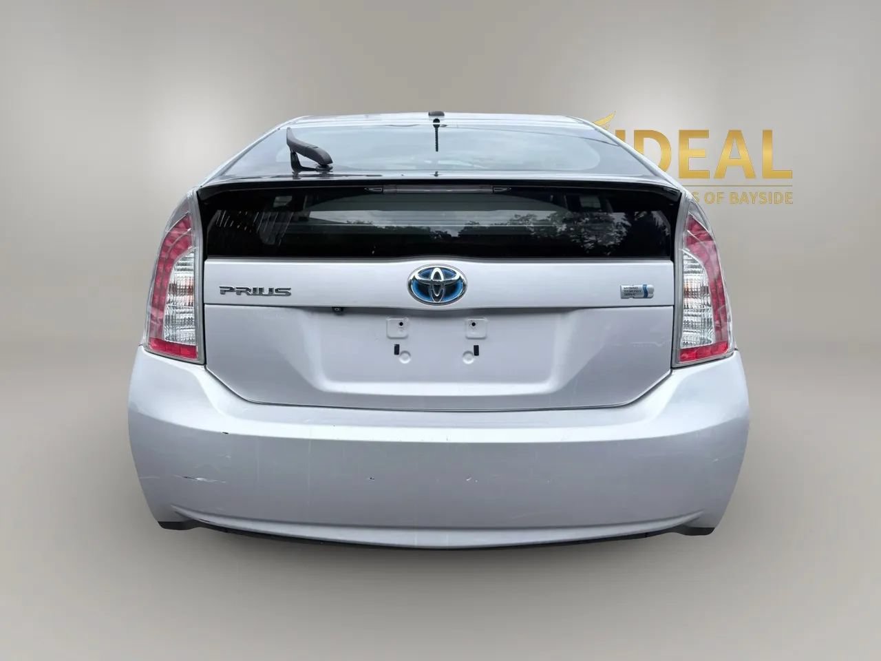 Used 2015 Toyota Prius Three w/ Solar Roof Package FWD image 5