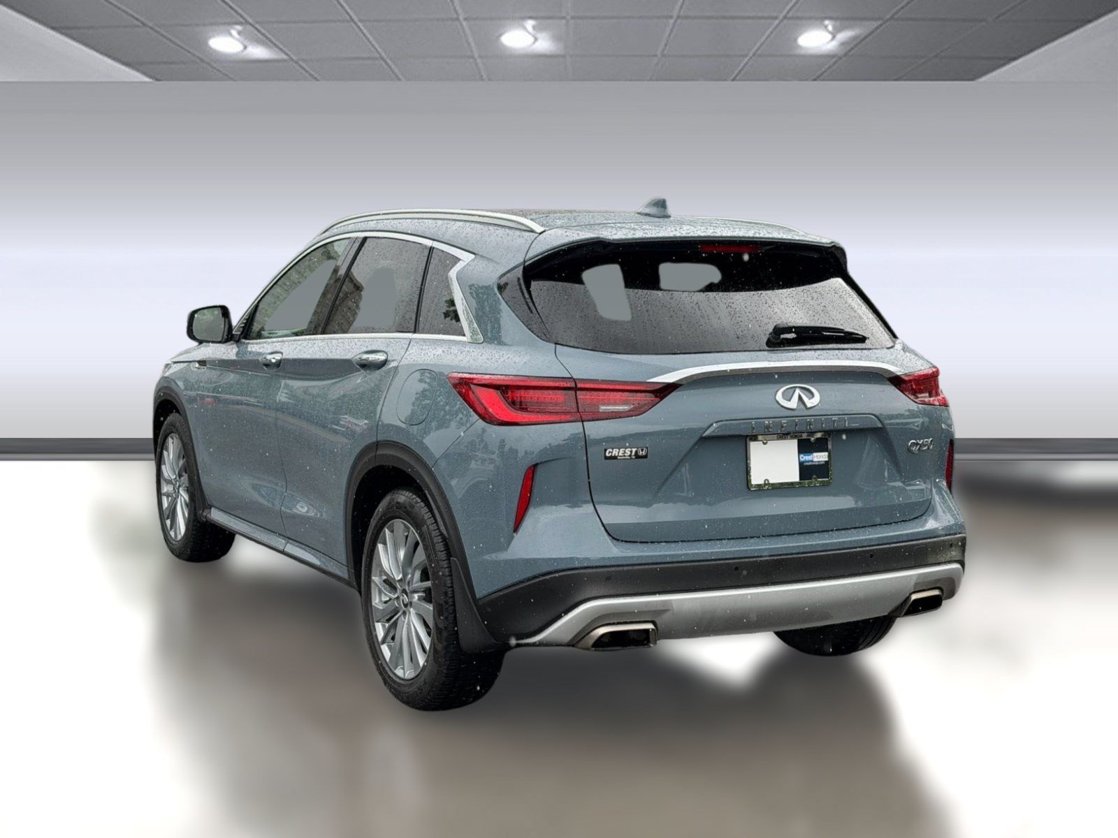 Used 2023 INFINITI QX50 Luxe FWD image 3