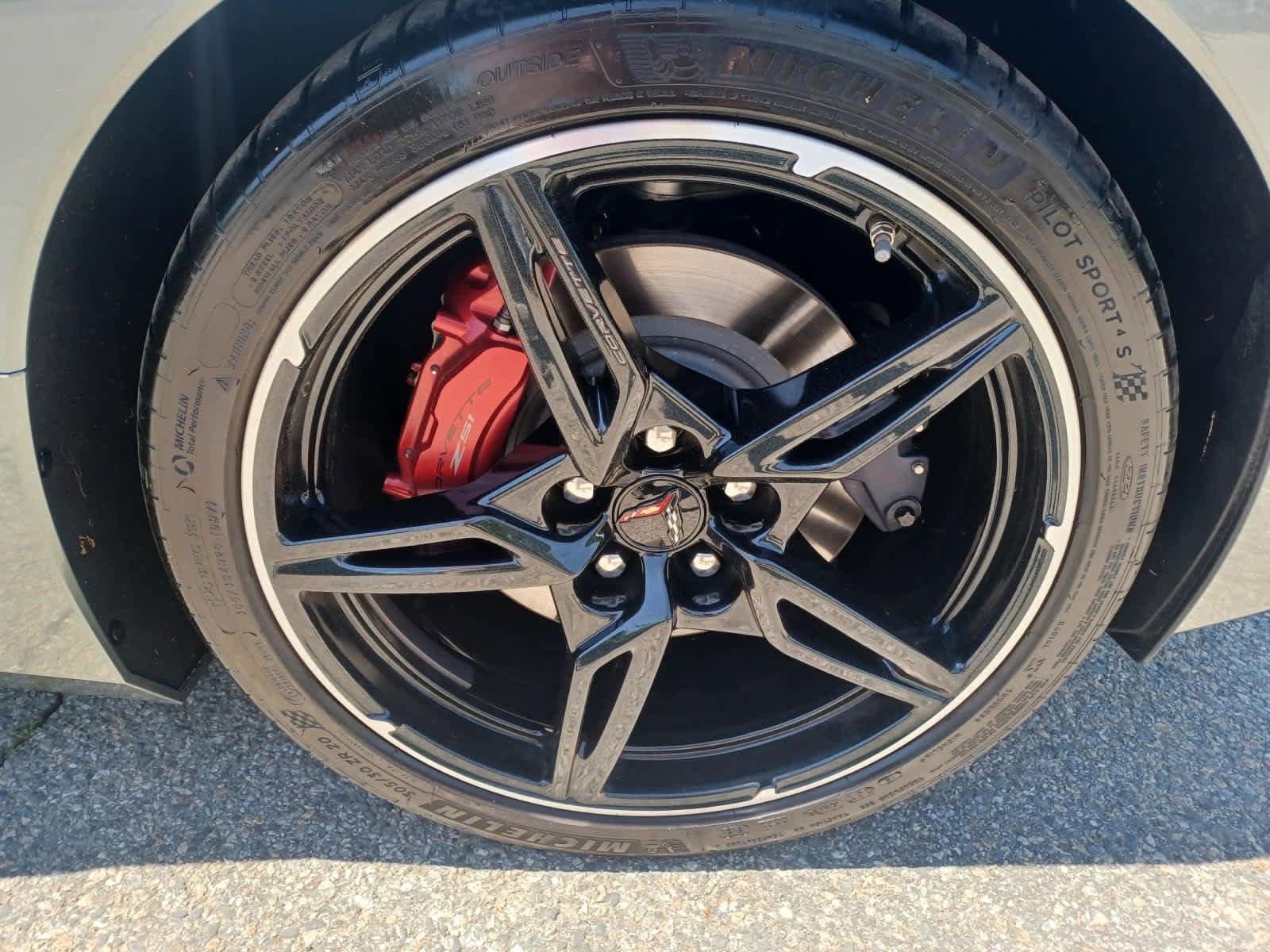Used 2022 Chevrolet Corvette Stingray Premium Conv w/ Z51 Performance Package RWD image 26