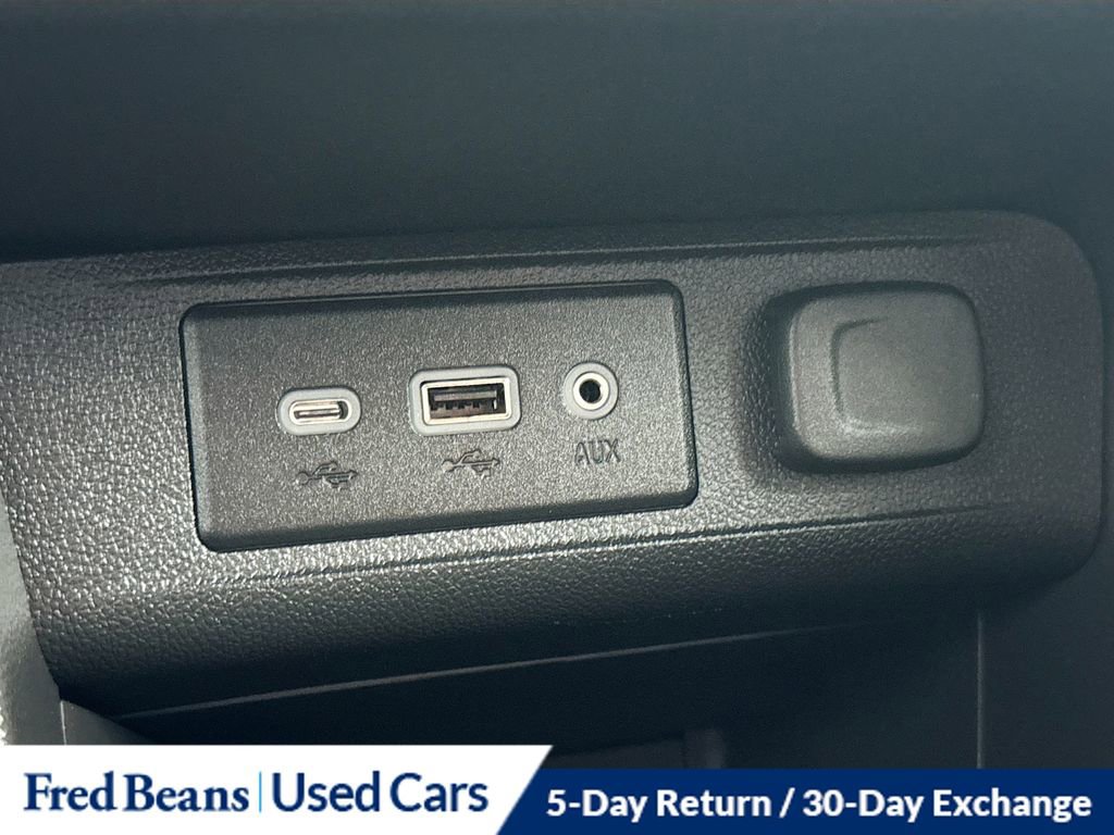 Used 2022 Buick Encore GX Preferred w/ Cold Weather Comfort Package image 34