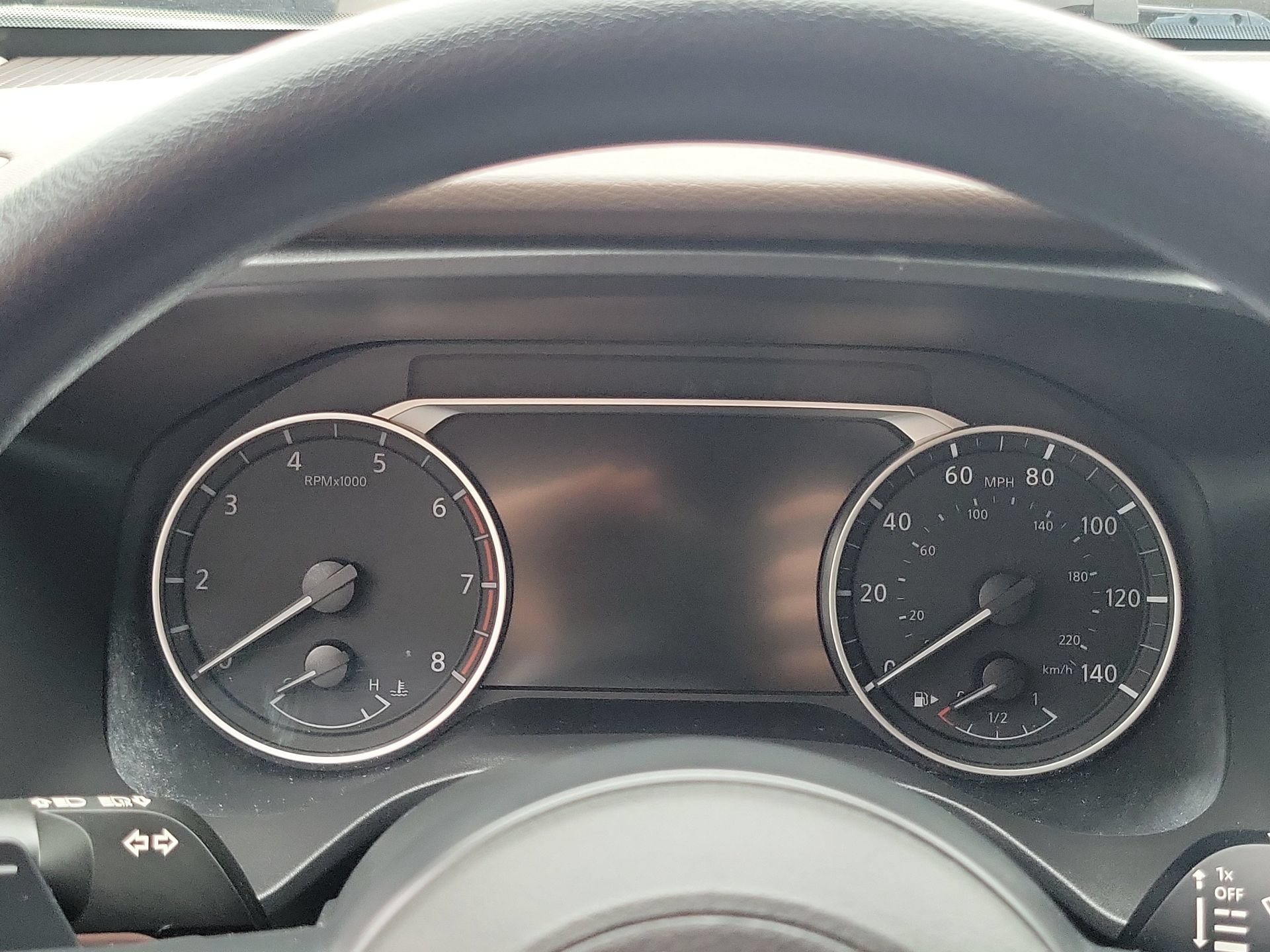 Used 2023 Nissan Rogue S FWD image 13
