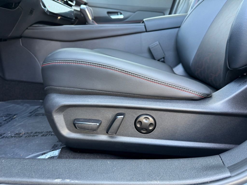 New 2026 Nissan Sentra SR w/ SR Premium Package image 18